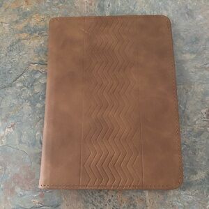 Brown Kindle Case NWOT